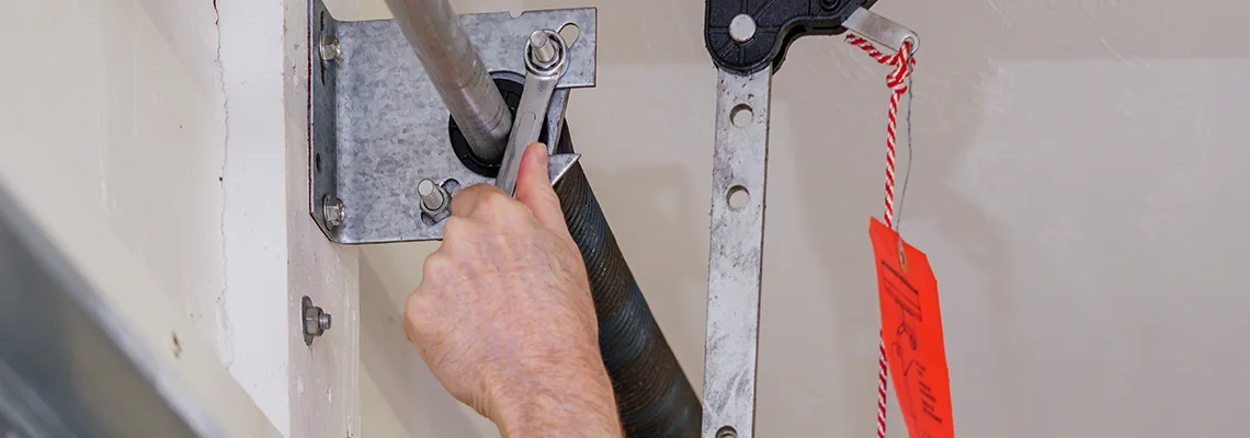 Fix Residential Garage Door in Apopka, Florida