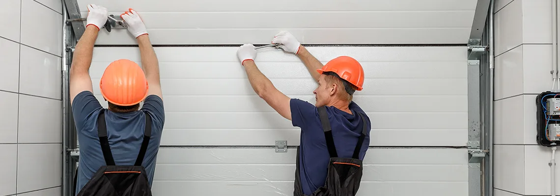 Driveway Garage Door Local Technicians in Apopka, Florida